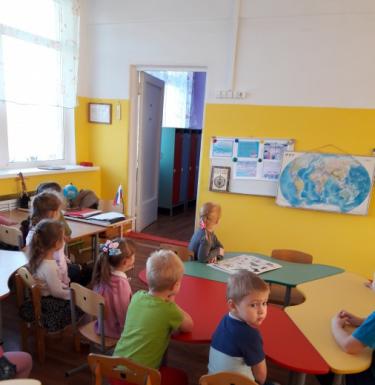Մայրենի լեզվի միջազգային օրը ավագ խմբում Մայրենի լեզվի օր մանկապարտեզի սցենարով